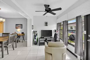 9800 Tabebuia Tree Dr, Boynton Beach, FL 33436 - Photo 23