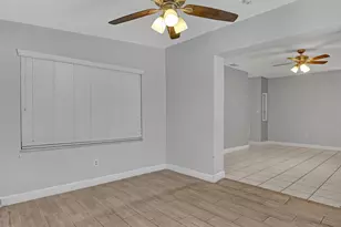 1031 NW 23rd Way, Fort Lauderdale, FL 33311 - Photo 5