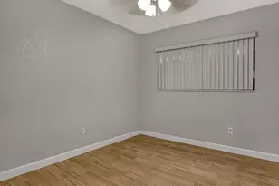 1031 NW 23rd Way, Fort Lauderdale, FL 33311 - Photo 17