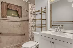 1031 NW 23rd Way, Fort Lauderdale, FL 33311 - Photo 19