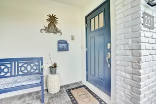 221 Orange Tree Dr, Atlantis, FL 33462 - Photo 3