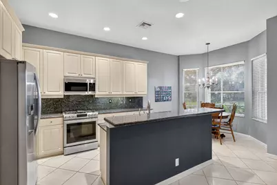 302 NW Toscane Trail, Port Saint Lucie, FL 34986 - Photo 9