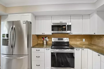 9430 Meadowood Drive #205, Fort Pierce, FL 34951 - Photo 3