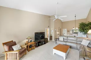 9430 Meadowood Dr, Fort Pierce, FL 34951 - Photo 11