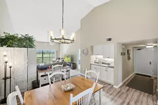 9430 Meadowood Dr, Fort Pierce, FL 34951 - Photo 9