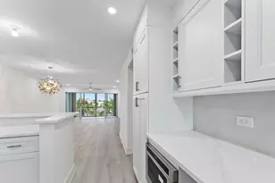 29 Yacht Club Dr, North Palm Beach, FL 33408 - Photo 5