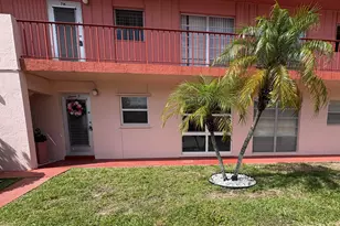 7 Golfs Edge, West Palm Beach, FL 33417 - Photo 5