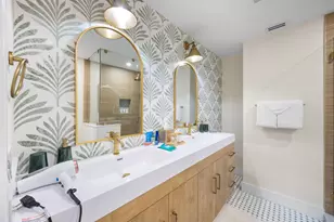 1096 SW 27th Ave, Boynton Beach, FL 33426 - Photo 5