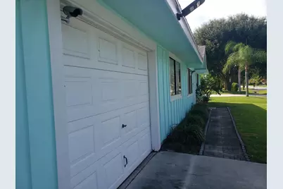 8350 SE Sweetbay Drive, Hobe Sound, FL 33455 - Photo 11