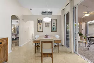 54 Windsor Ln, Palm Beach Gardens, FL 33418 - Photo 11