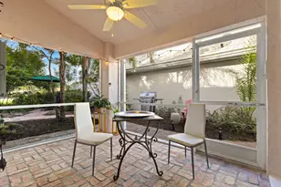 54 Windsor Ln, Palm Beach Gardens, FL 33418 - Photo 9