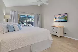 54 Windsor Ln, Palm Beach Gardens, FL 33418 - Photo 17