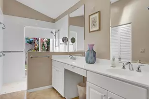 54 Windsor Ln, Palm Beach Gardens, FL 33418 - Photo 17