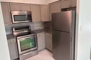 10162 N Meridian Way N, Palm Beach Gardens, FL 33410 - Photo 9