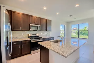 12555 SW Manatee Marsh Ter, Port Saint Lucie, FL 34987 - Photo 9