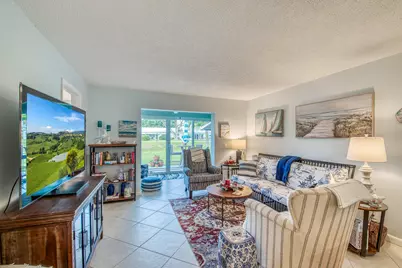 400 SW Golfview Terrace #102, Boynton Beach, FL 33426 - Photo 5