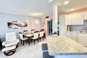 203 Southampton A, West Palm Beach, FL 33417 - Photo 11