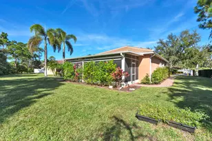 5411 Place Lake Dr, Fort Pierce, FL 34951 - Photo 37