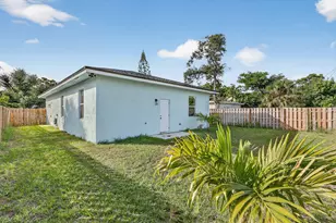 4248 26th Ave, Vero Beach, FL 32967 - Photo 17