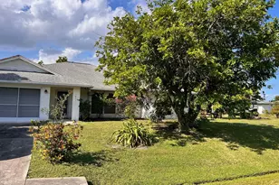 2661 SE Osage Ave, Port Saint Lucie, FL 34952 - Photo 3