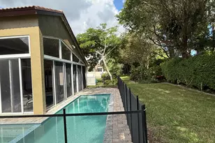 5730 Royal Club Dr, Boynton Beach, FL 33437 - Photo 17