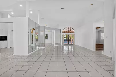 172 Monterey Way, Royal Palm Beach, FL 33411 - Photo 7