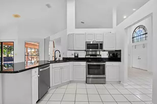 172 Monterey Way, Royal Palm Beach, FL 33411 - Photo 21