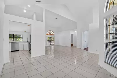 172 Monterey Way, West Palm Beach, FL 33411 - Photo 11