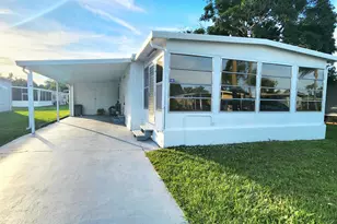 12 La Costa Ln, Port Saint Lucie, FL 34952 - Photo 3