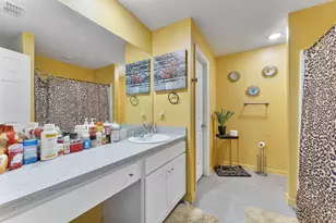 1122 SW Del Rio Blvd, Port Saint Lucie, FL 34953 - Photo 15