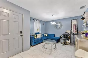 1122 SW Del Rio Blvd, Port Saint Lucie, FL 34953 - Photo 3