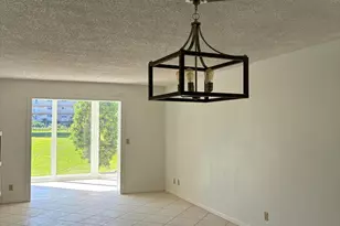 2615 NE 3rd Ct, Boynton Beach, FL 33435 - Photo 5