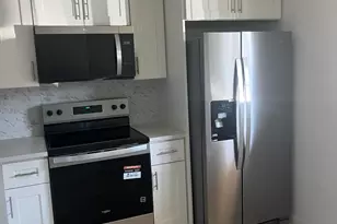 2615 NE 3rd Ct, Boynton Beach, FL 33435 - Photo 1