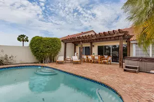 2312 Las Casitas Dr, Wellington, FL 33414 - Photo 27