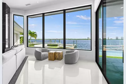 101 Bowsprit Drive, North Palm Beach, FL 33408 - Photo 9