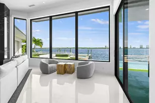 101 Bowsprit Dr, North Palm Beach, FL 33408 - Photo 9