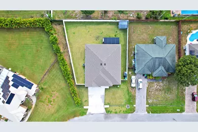 684 SW Jada Road, Port Saint Lucie, FL 34953 - Photo 5