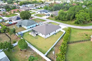 684 SW Jada Rd, Port Saint Lucie, FL 34953 - Photo 7