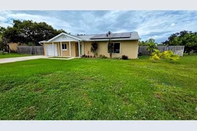 2209 SE E Dunbrooke Circle, Port Saint Lucie, FL 34952 - Photo 15