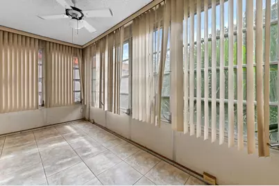 2650 NW 49th Avenue #422, Lauderdale Lakes, FL 33313 - Photo 17