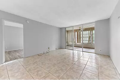 2650 NW 49th Avenue #422, Lauderdale Lakes, FL 33313 - Photo 3