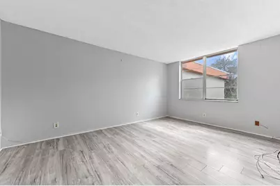 2650 NW 49th Avenue #422, Lauderdale Lakes, FL 33313 - Photo 9