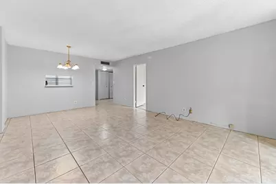 2650 NW 49th Avenue #422, Lauderdale Lakes, FL 33313 - Photo 5