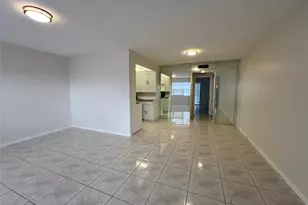 3027 Newport H, Deerfield Beach, FL 33442 - Photo 11