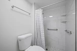 5500 Tamberlane Cir, Palm Beach Gardens, FL 33418 - Photo 13