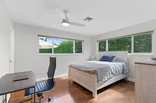 1093 SW 14th St, Boca Raton, FL 33486 - Photo 9