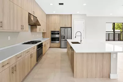 20318 Castle Stuart Avenue, Boca Raton, FL 33434 - Photo 5