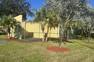 8008 Via Hacienda, Palm Beach Gardens, FL 33418 - Photo 9