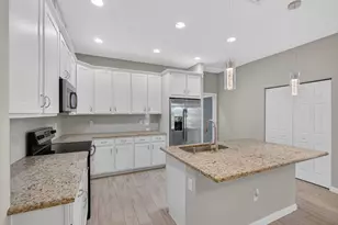 12873 SW Lake Fern Cir, Port Saint Lucie, FL 34987 - Photo 9