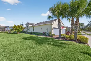 12873 SW Lake Fern Cir, Port Saint Lucie, FL 34987 - Photo 5
